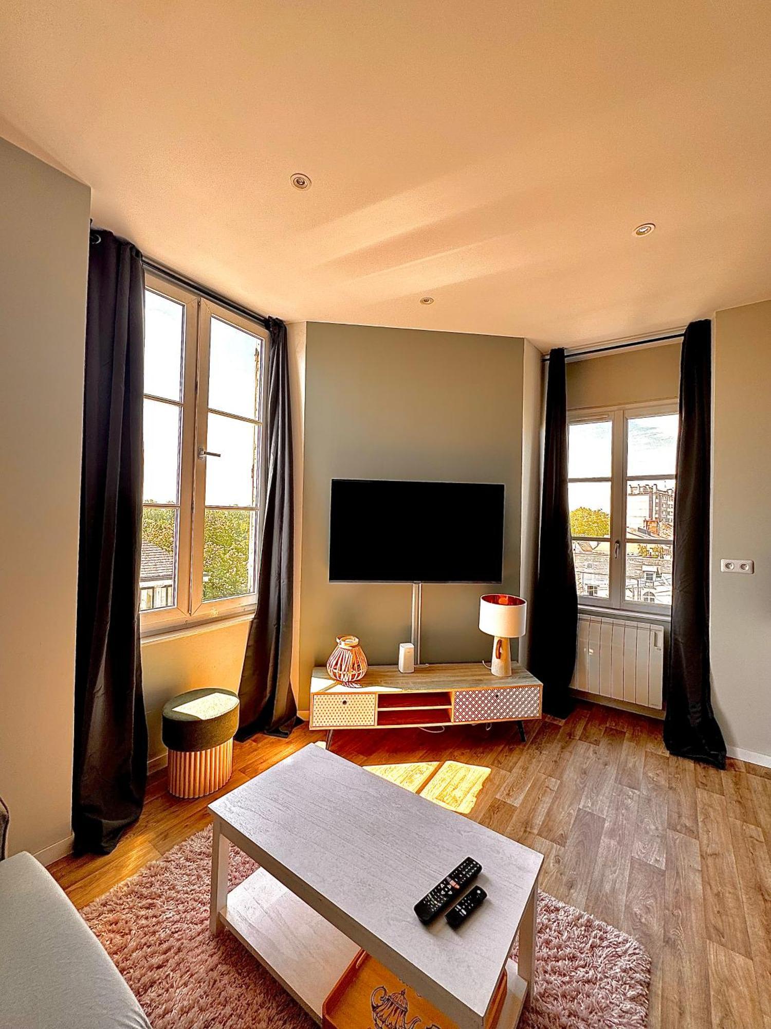 Appartement Duplex - Place De Parking Prive à Orléans Extérieur photo